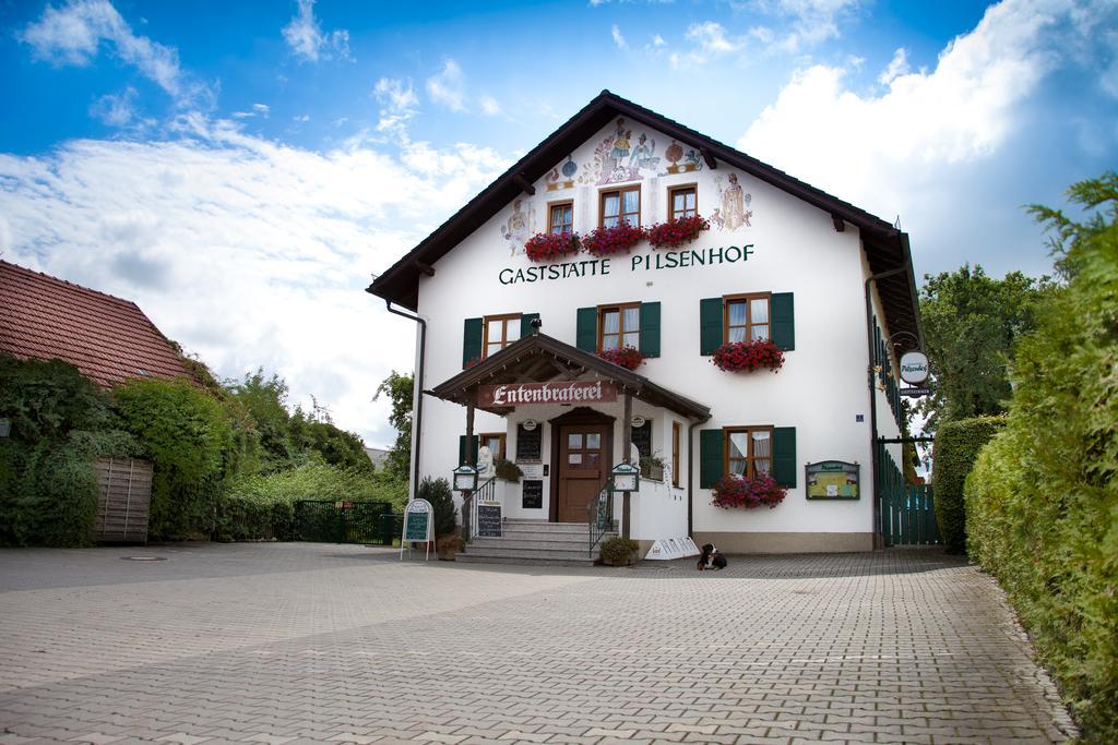 Landgasthof Pilsenhof Entenbraterei Hechendorf am Pilsensee Exterior photo